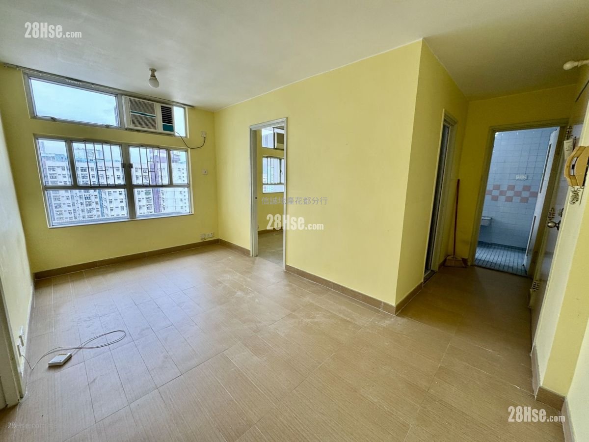 Yan Shing Court Rental 2 Bedrooms , 1 Bathroom 401 ft²