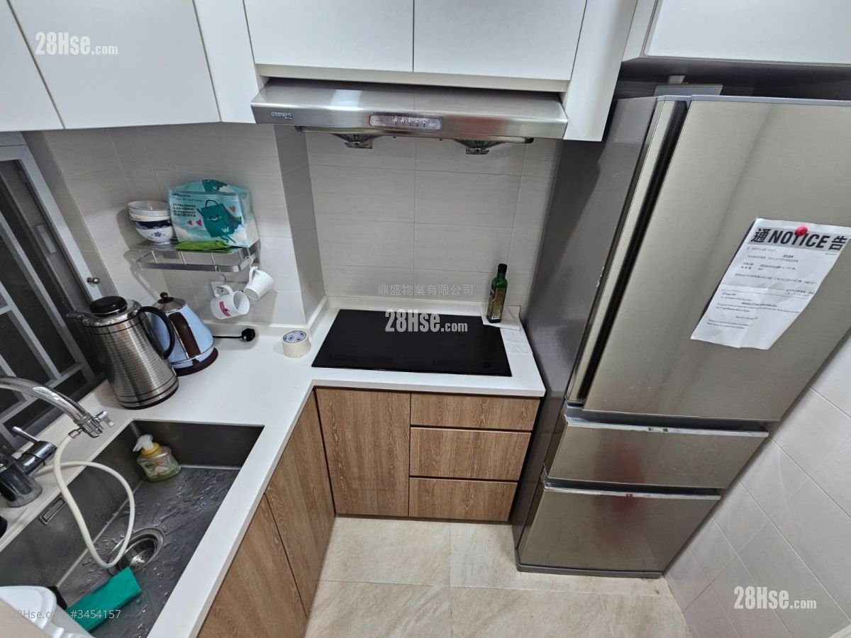 Sun Sing Centre Rental 2 Bedrooms , 1 Bathroom 367 ft²