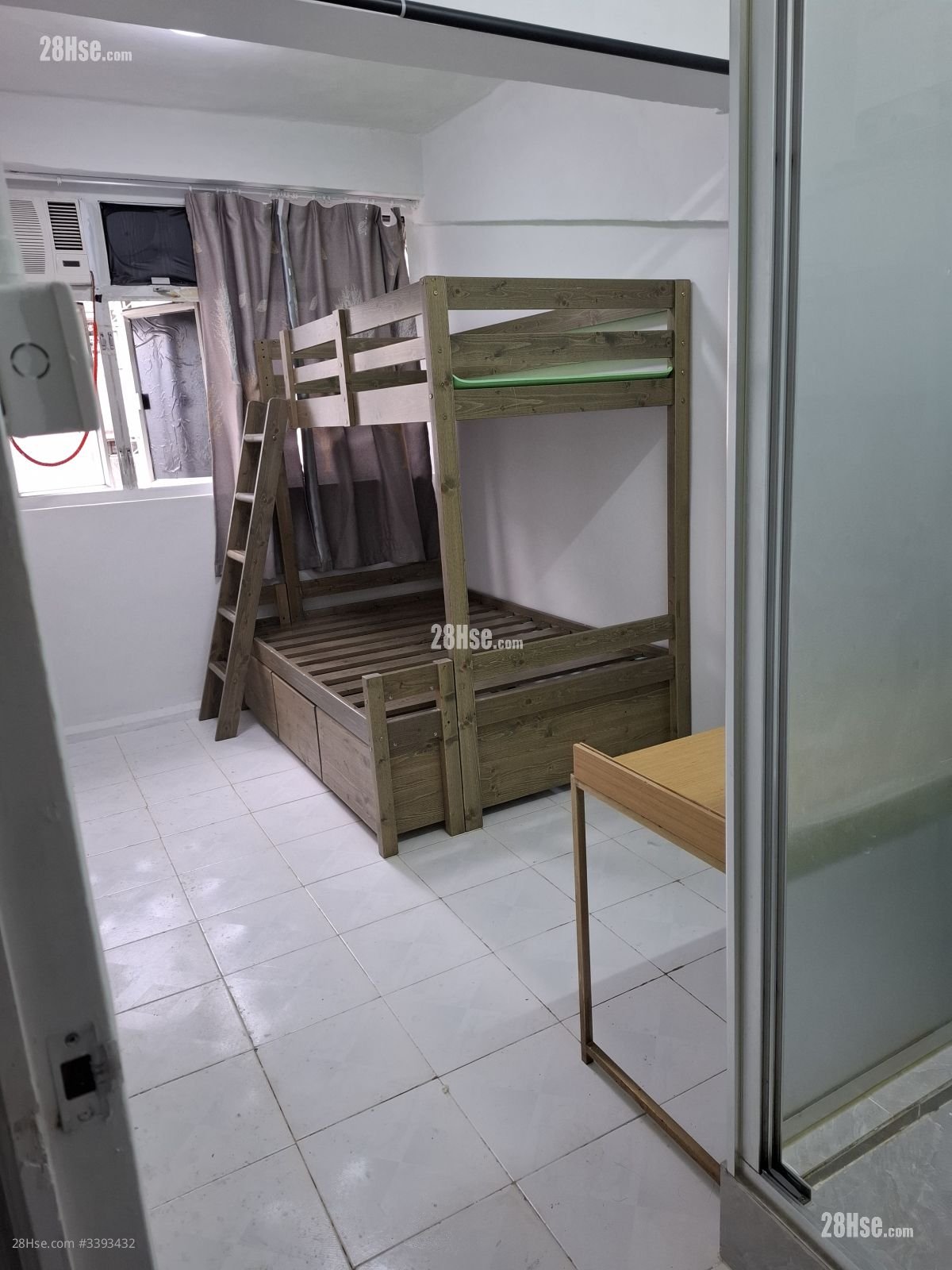 53 Ha Heung Road Rental 1 Bedroom , 1 Bathroom 130 ft²