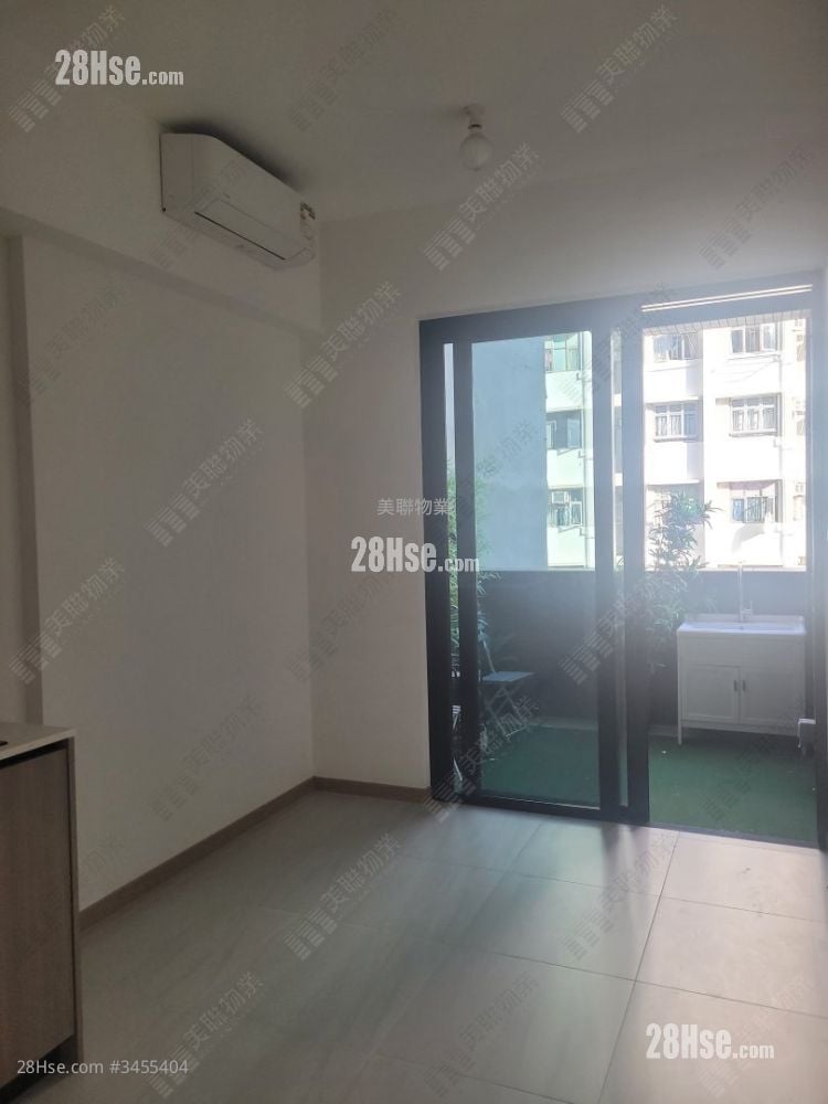 The Grands Sell 1 Bathroom 207 ft²