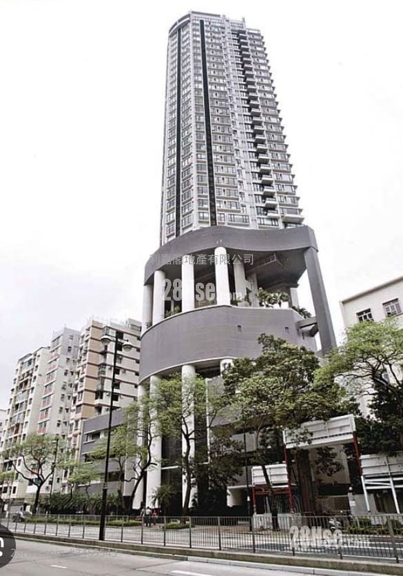 Sky Garden Rental 3 Bedrooms , 2 Bathrooms 739 ft²