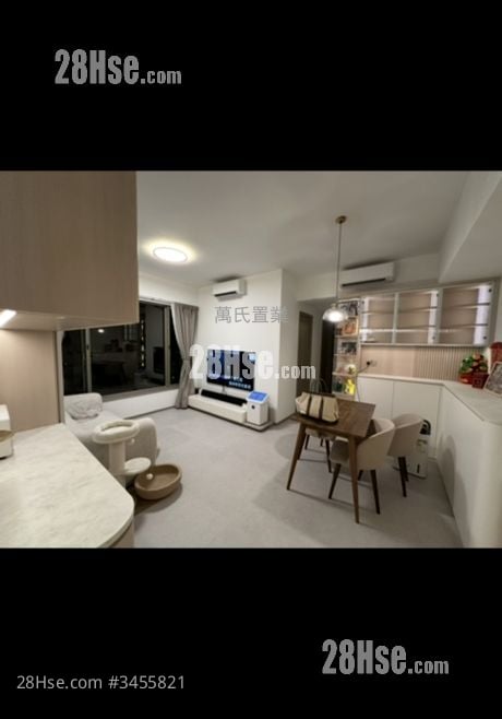 Grand Jeté Sell 3 Bedrooms , 2 Bathrooms 714 ft²