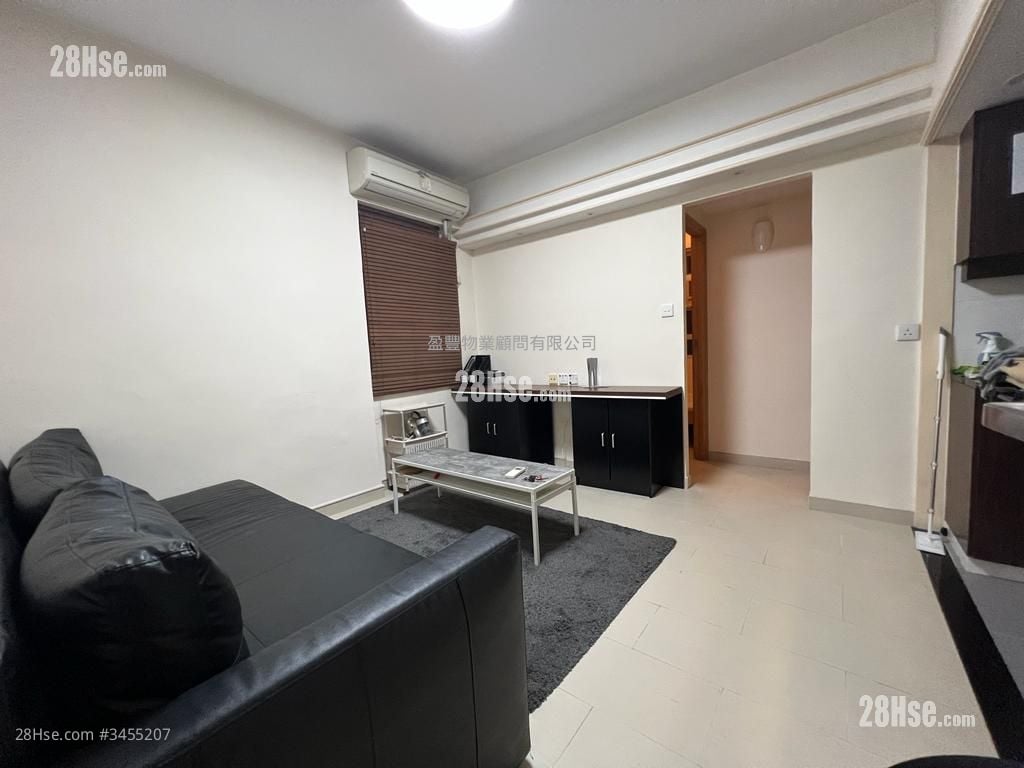 Johnston Court Rental 2 Bedrooms , 1 Bathroom 377 ft²