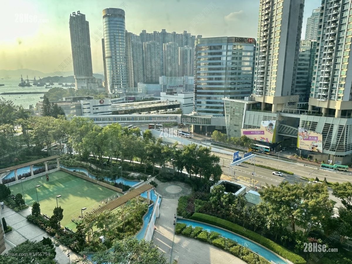 Central Park Sell 2 Bedrooms , 1 Bathroom 469 ft²