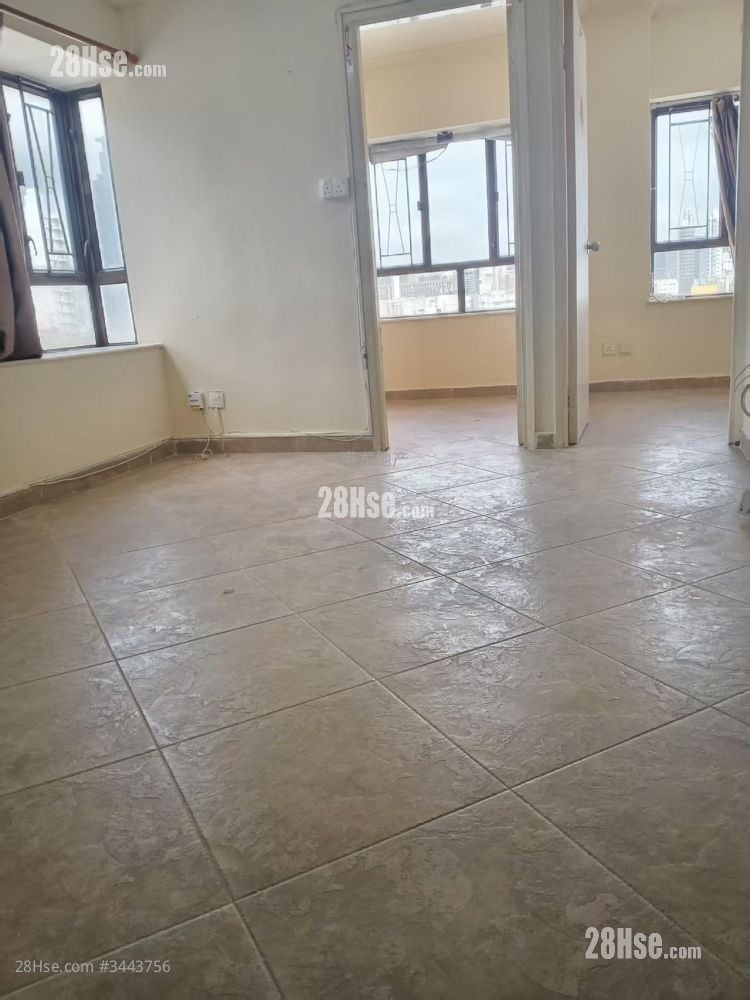 Nam Cheong Centre Rental 2 Bedrooms , 1 Bathroom 340 ft²