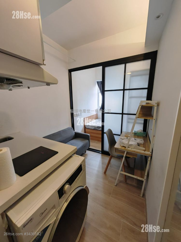 Alpha House Rental 1 Bedroom , 1 Bathroom 150 ft²