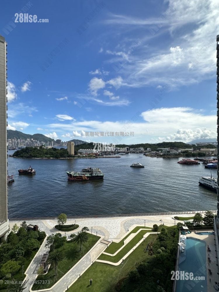 Grand Victoria Sell 2 Bedrooms 448 ft²