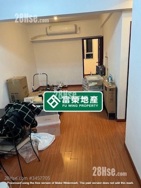 Cheung Ling Mansion Rental 3 Bedrooms , 1 Bathroom 700 ft²