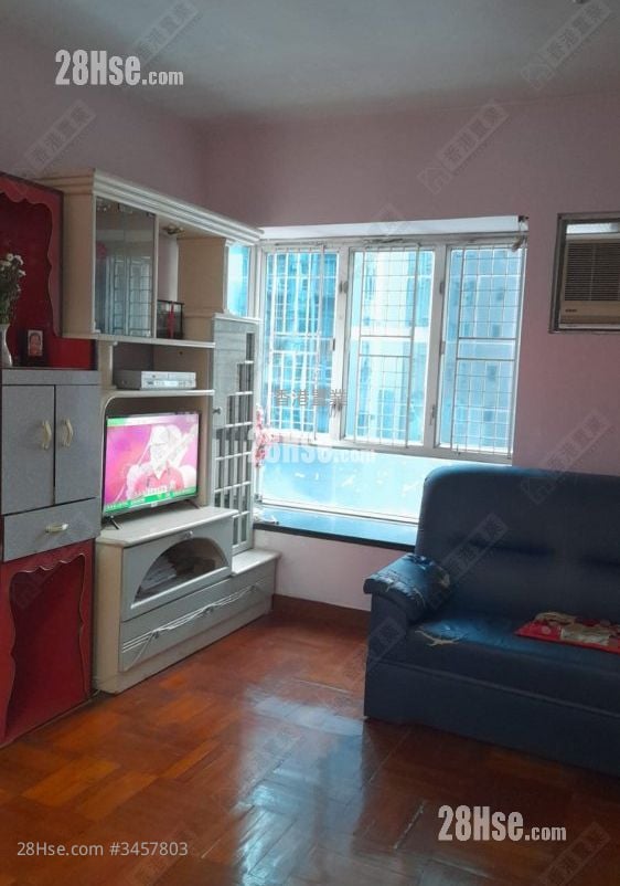 Victor Court Sell 2 Bedrooms , 1 Bathroom 515 ft²