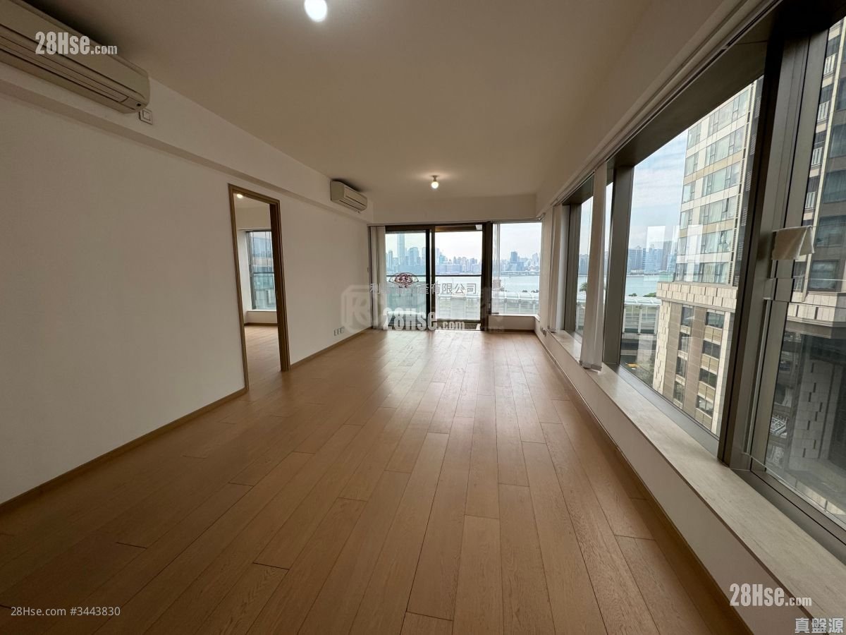 Harbour Glory Sell 3 Bedrooms , 2 Bathrooms 1,065 ft²