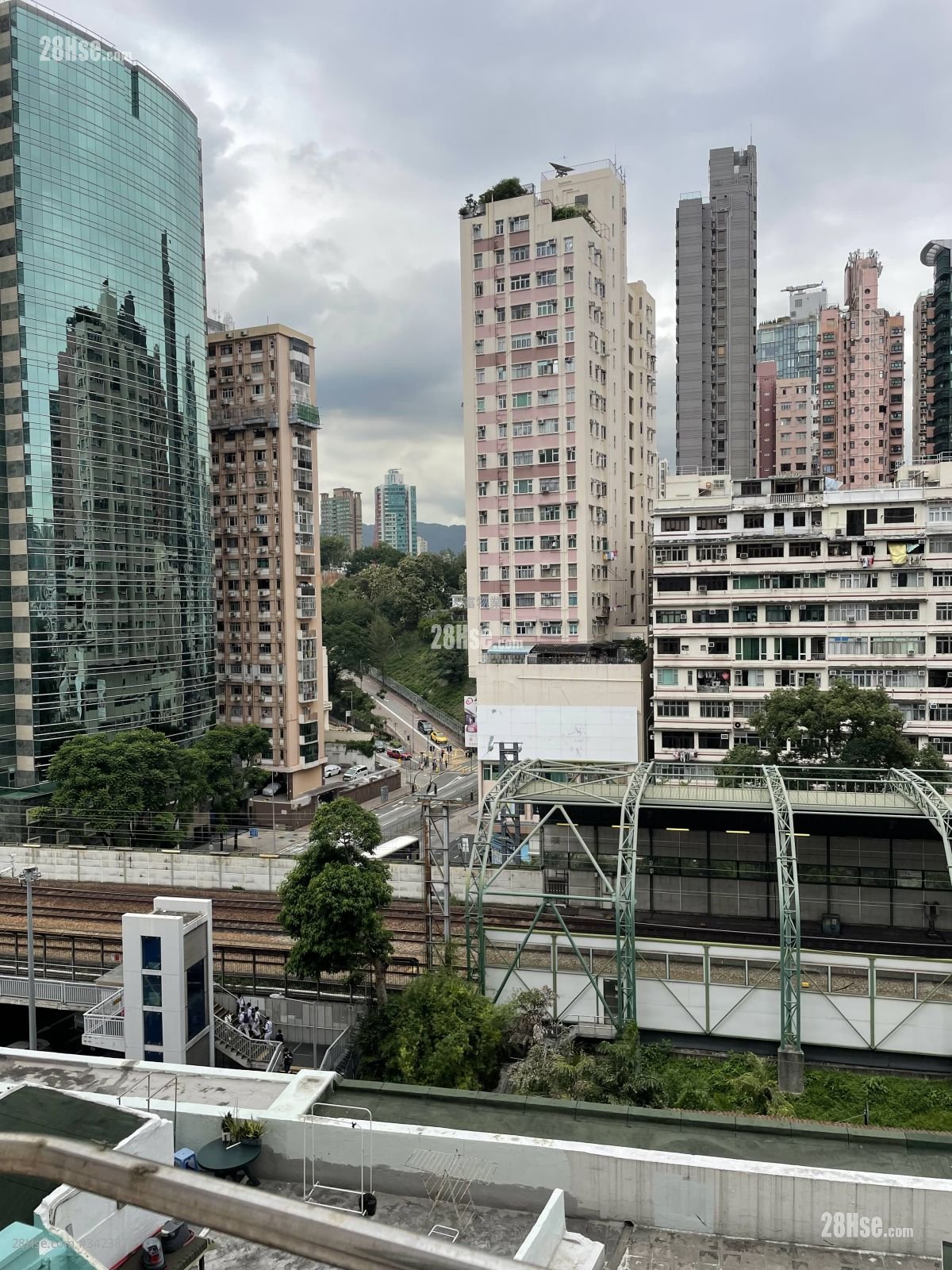 Wai Fat Building Sell 2 Bedrooms , 1 Bathroom 295 ft²