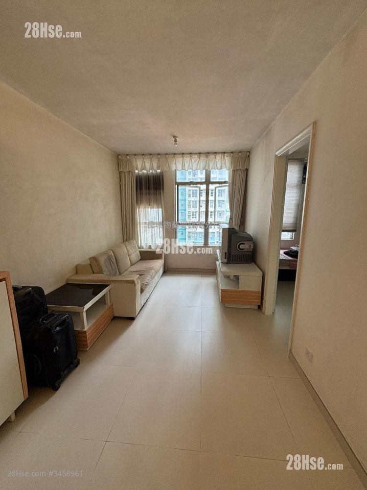 Tung Tao Court Sell 666 ft²