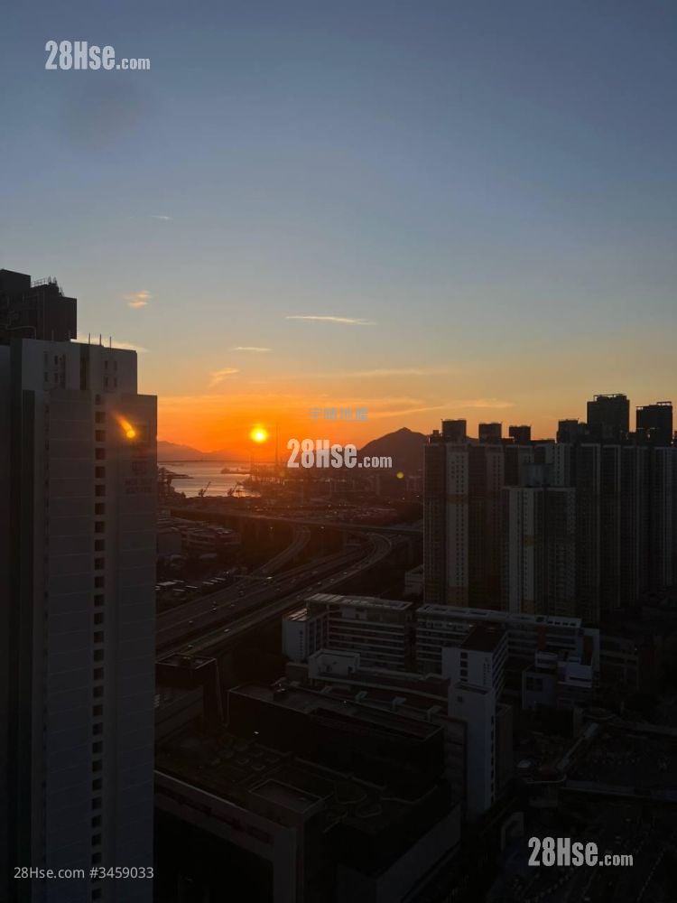 Hoi Tak Court Sell 2 Bedrooms , 1 Bathroom 425 ft²