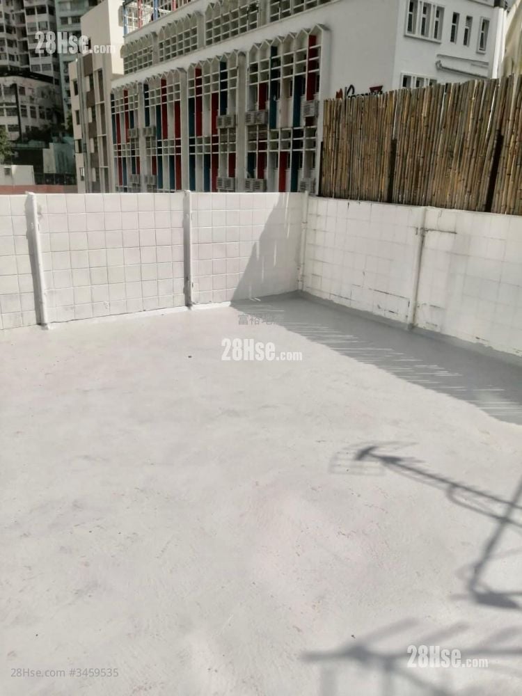 6-7 Tank Lane Sell 2 Bedrooms , 1 Bathroom 333 ft²