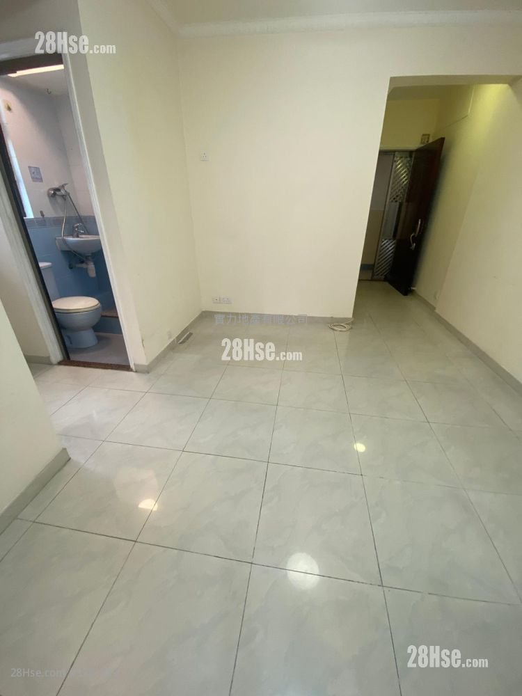 Luen Hong Apartments Rental 2 Bedrooms , 1 Bathroom 391 ft²