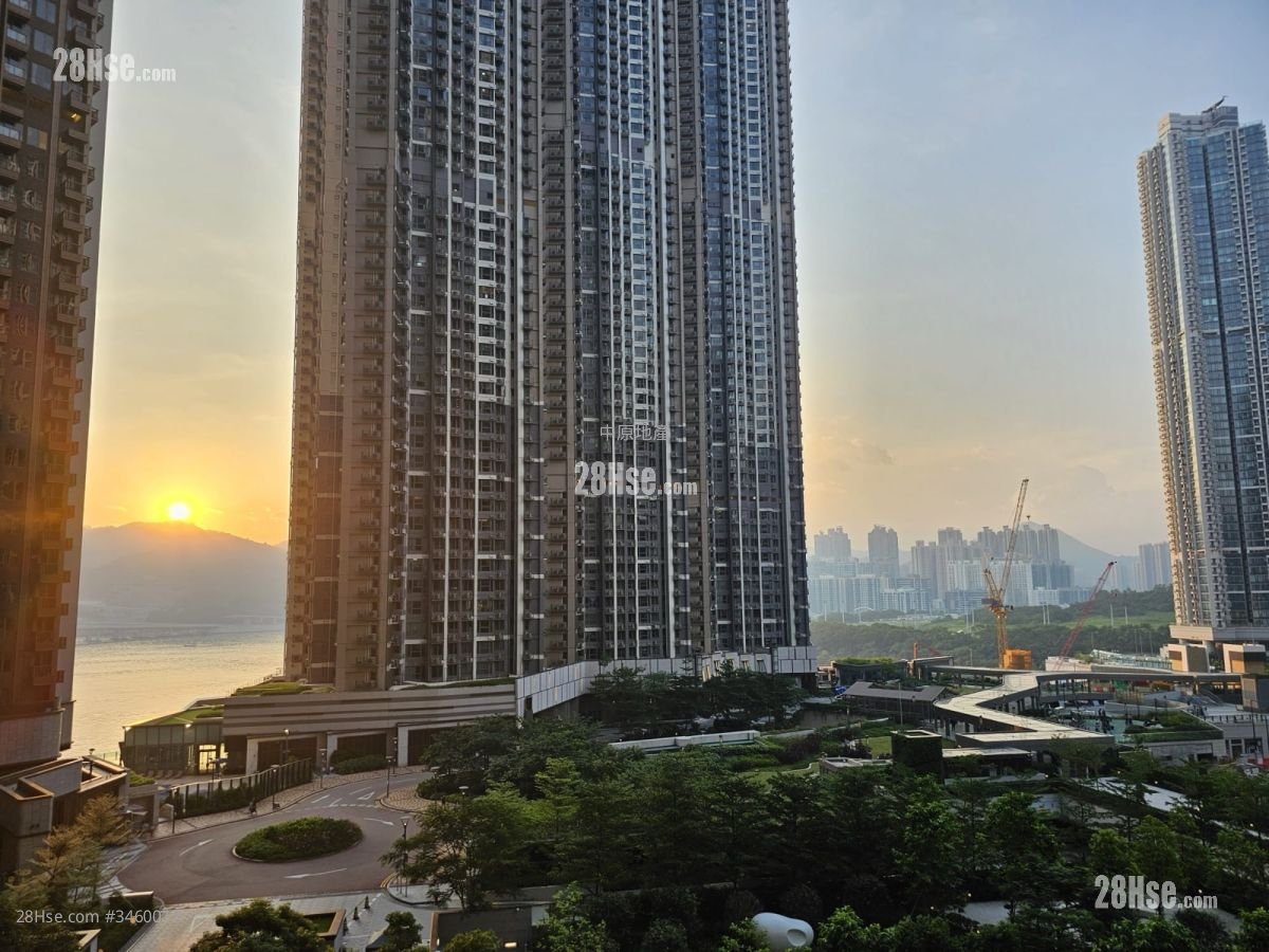 Grand Marini Sell 2 Bedrooms , 1 Bathroom 479 ft²