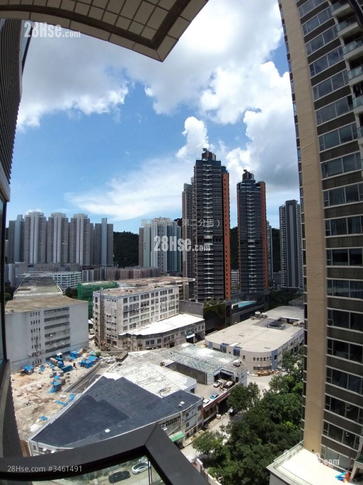 Peninsula East Sell 2 Bedrooms , 1 Bathroom 517 ft²