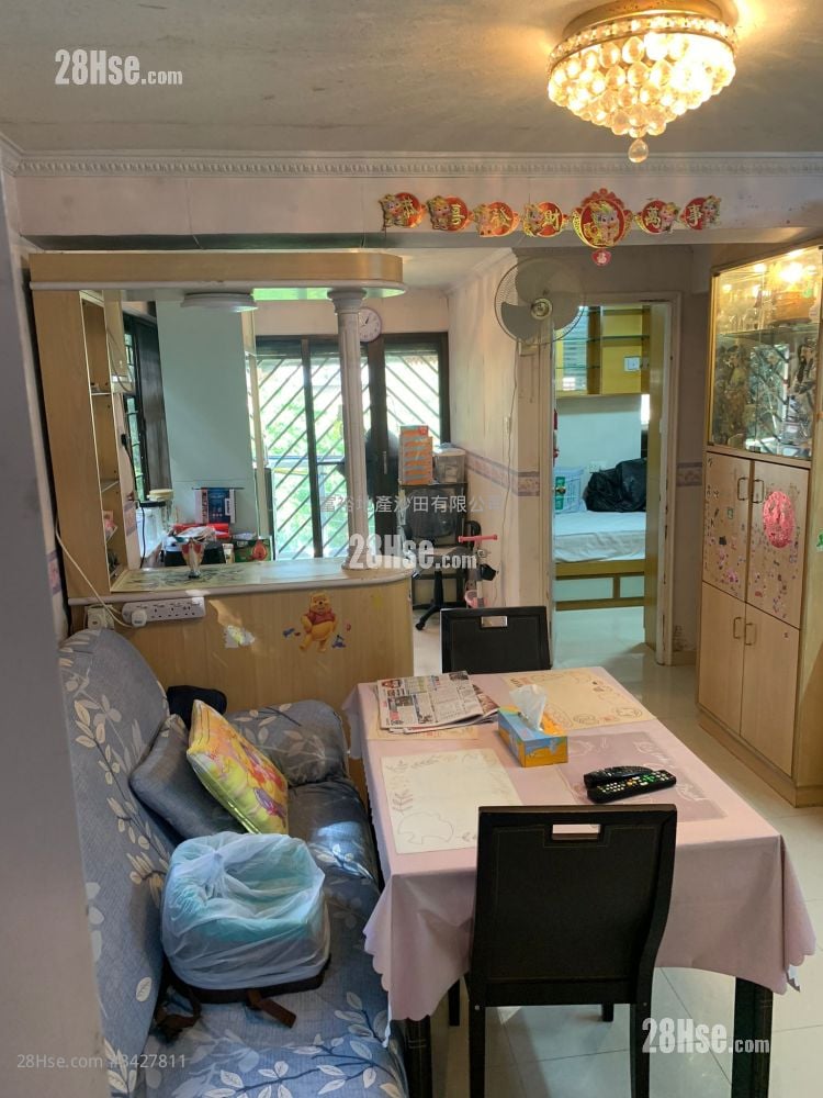 Kak Tin Village Sell 3 Bedrooms , 1 Bathroom 630 ft²