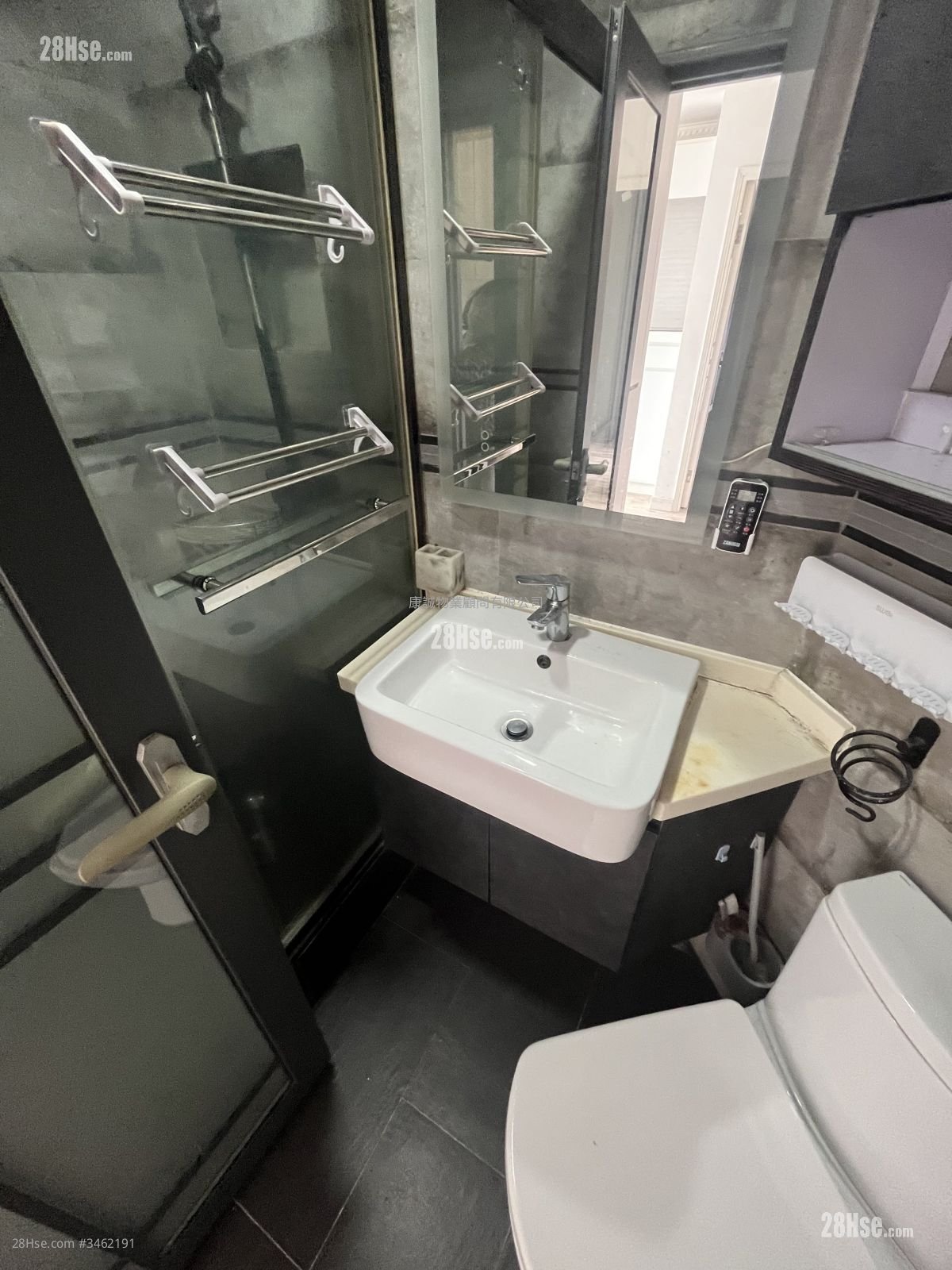 Tak Tin Estate Rental 2 Bedrooms , 1 Bathroom 443 ft²