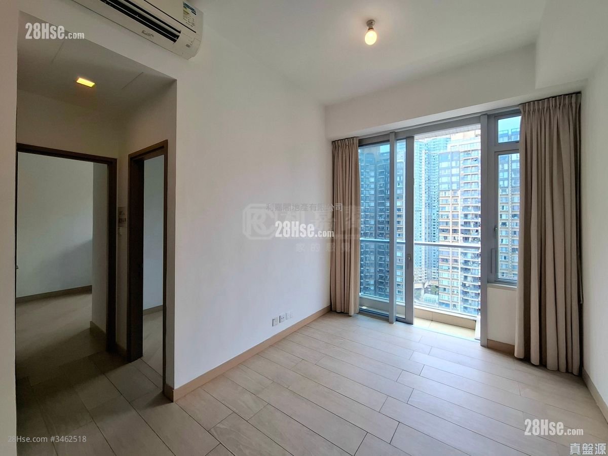 Century Link Sell 2 Bedrooms , 1 Bathroom 453 ft²