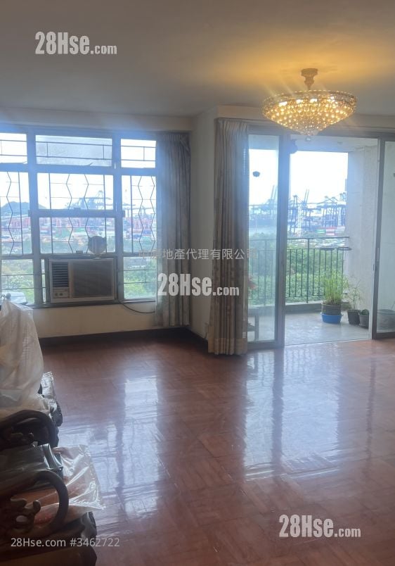 Mei Foo Sun Chuen Sell 4 Bedrooms , 3 Bathrooms 1,327 ft²