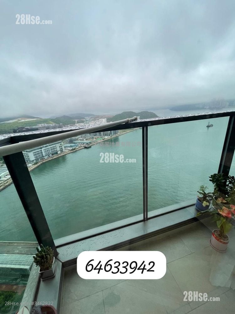 Grand Marini Rental 3 Bedrooms , 2 Bathrooms 730 ft²