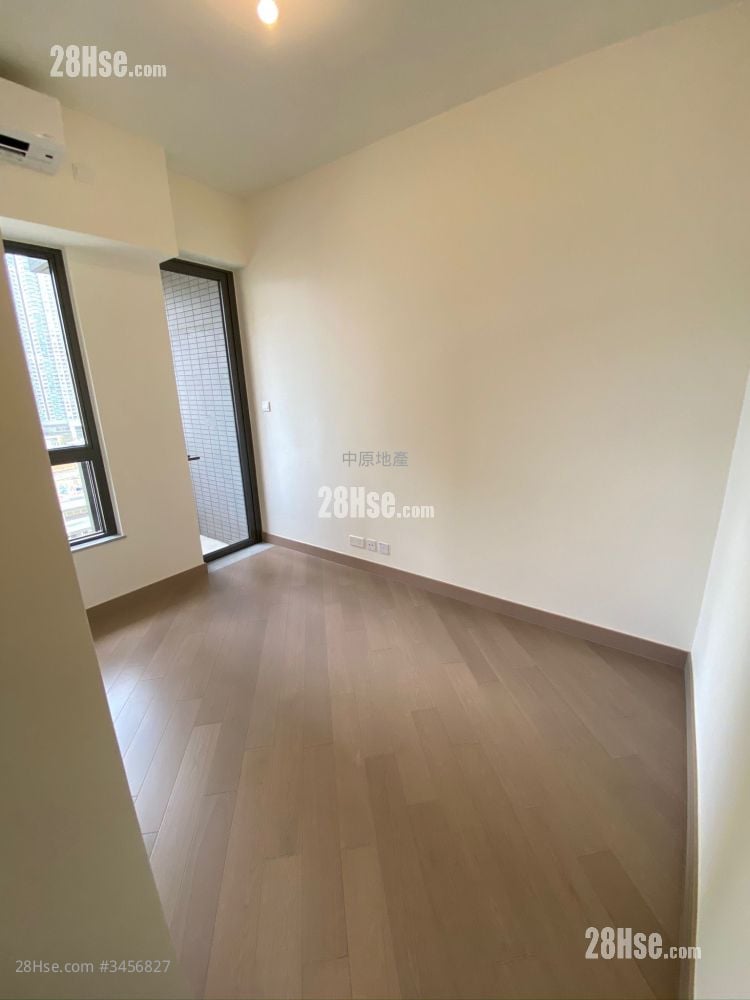 Wings At Seaii Sell 2 Bedrooms 476 ft²