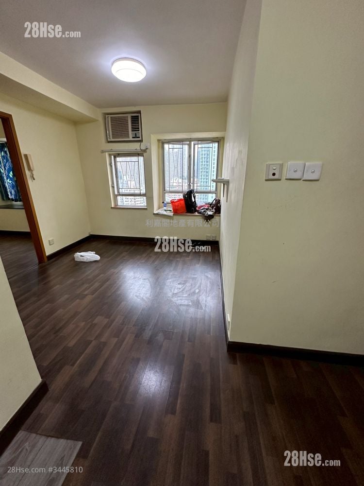 New Kwai Fong Gardens Rental 2 Bedrooms , 1 Bathroom 408 ft²