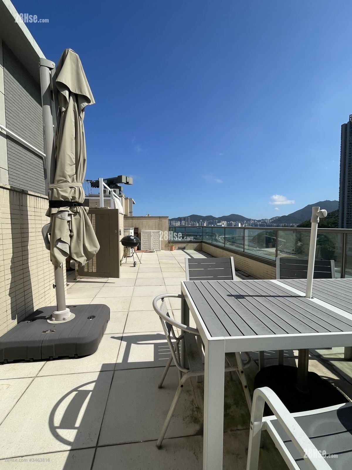 Capri Rental 3 Bedrooms , 2 Bathrooms 764 ft²