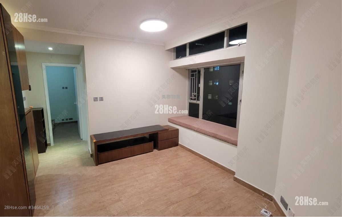 Mountain Shore Rental 2 Bedrooms , 1 Bathroom 501 ft²