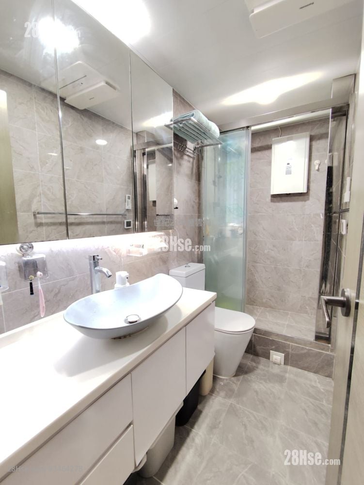 Kam Lung Court Sell 3 Bedrooms , 1 Bathroom 554 ft²