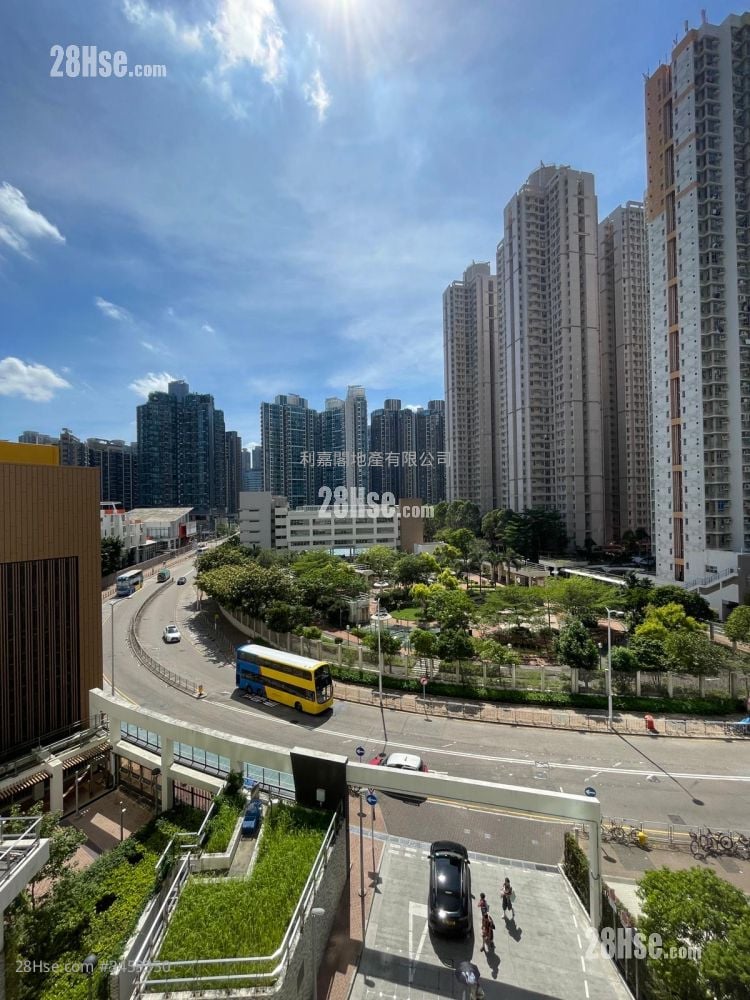 Yung Ming Court Sell 2 Bedrooms , 1 Bathroom 382 ft²
