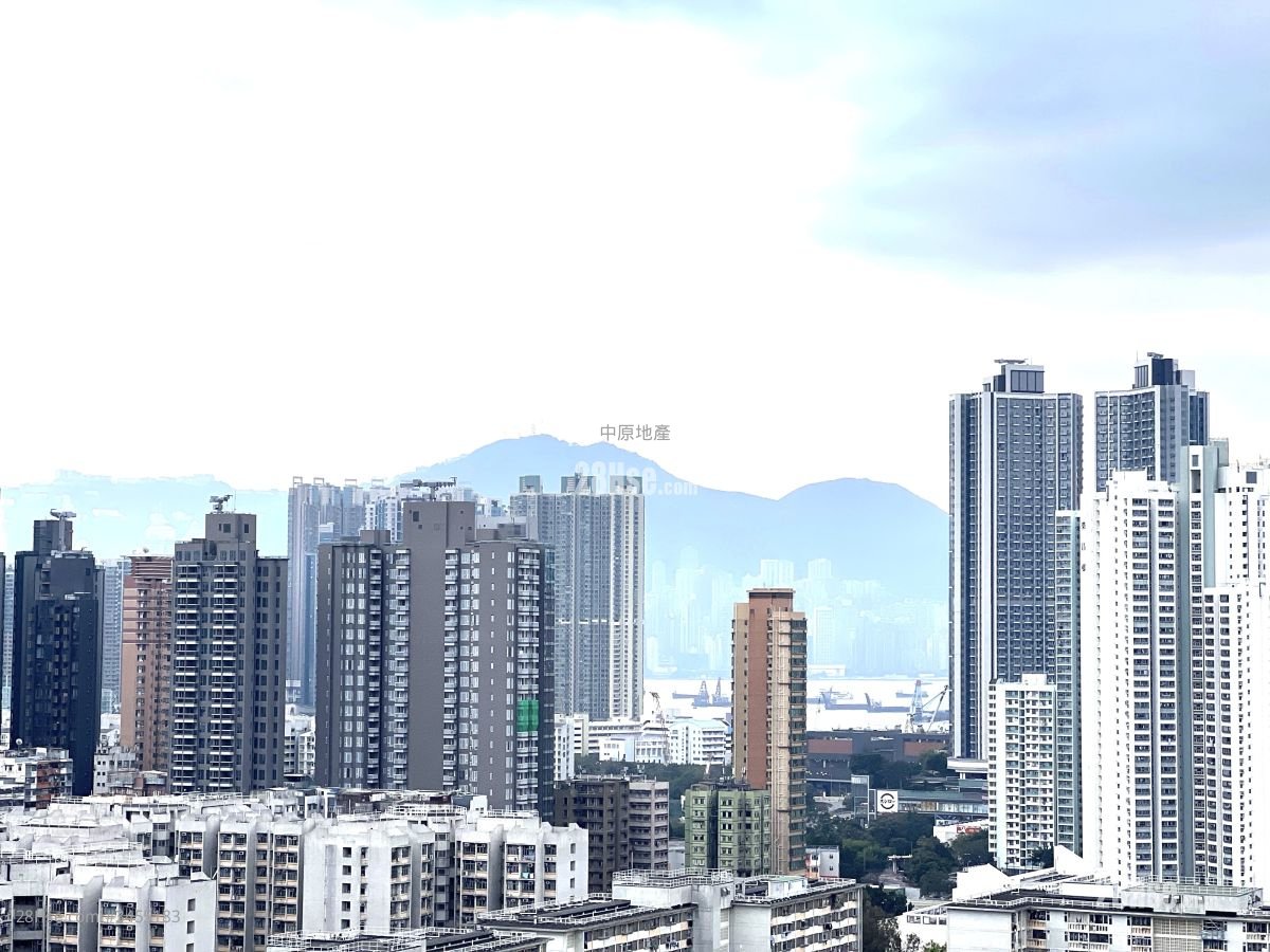 Residence 228 Sell 1 Bedroom 324 ft²