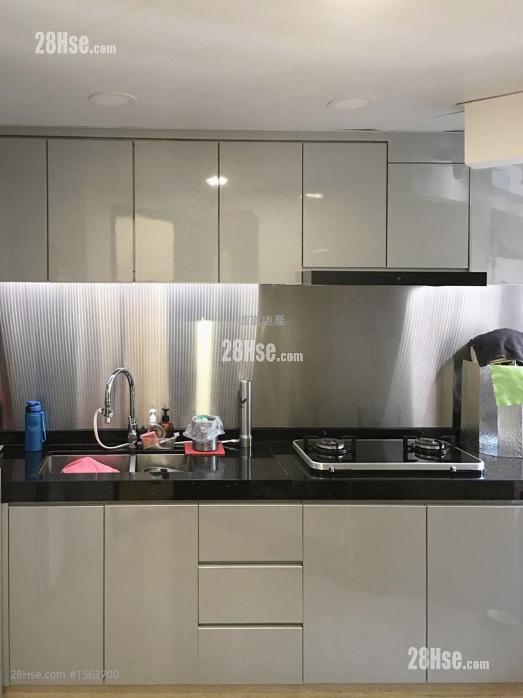 Yue Shing Court Rental 2 Bedrooms , 1 Bathroom 551 ft²