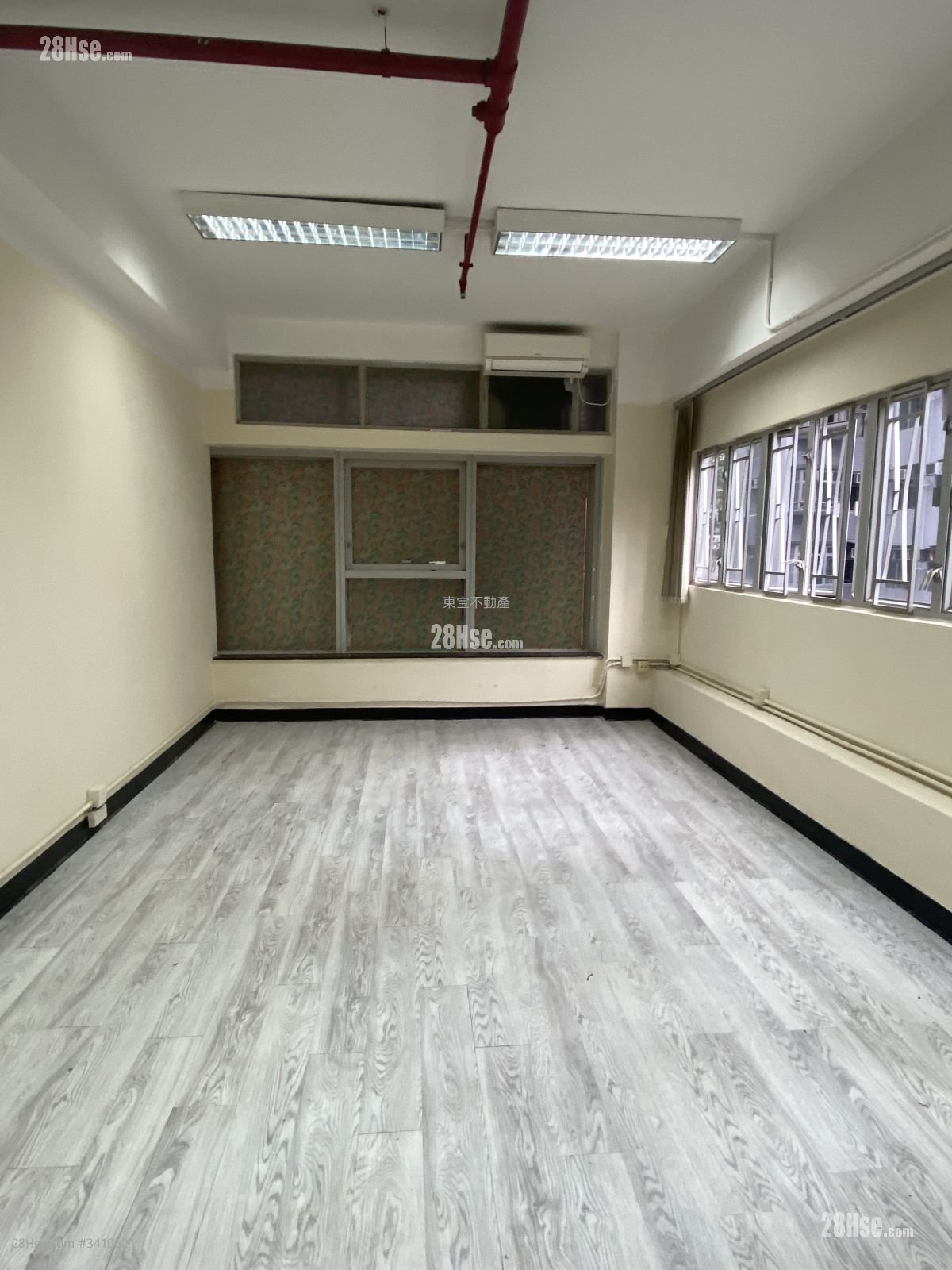 Carnival Commercial Building Rental Studio , 1 Toilet