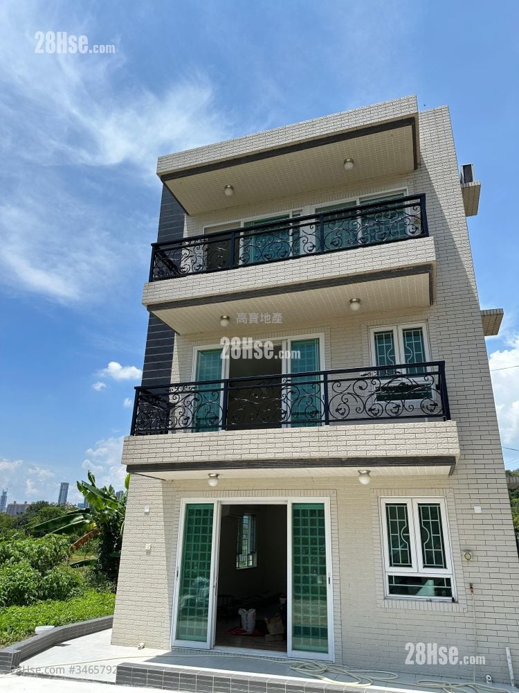 Village Sell 5+ Bedrooms , 5+ Bathrooms