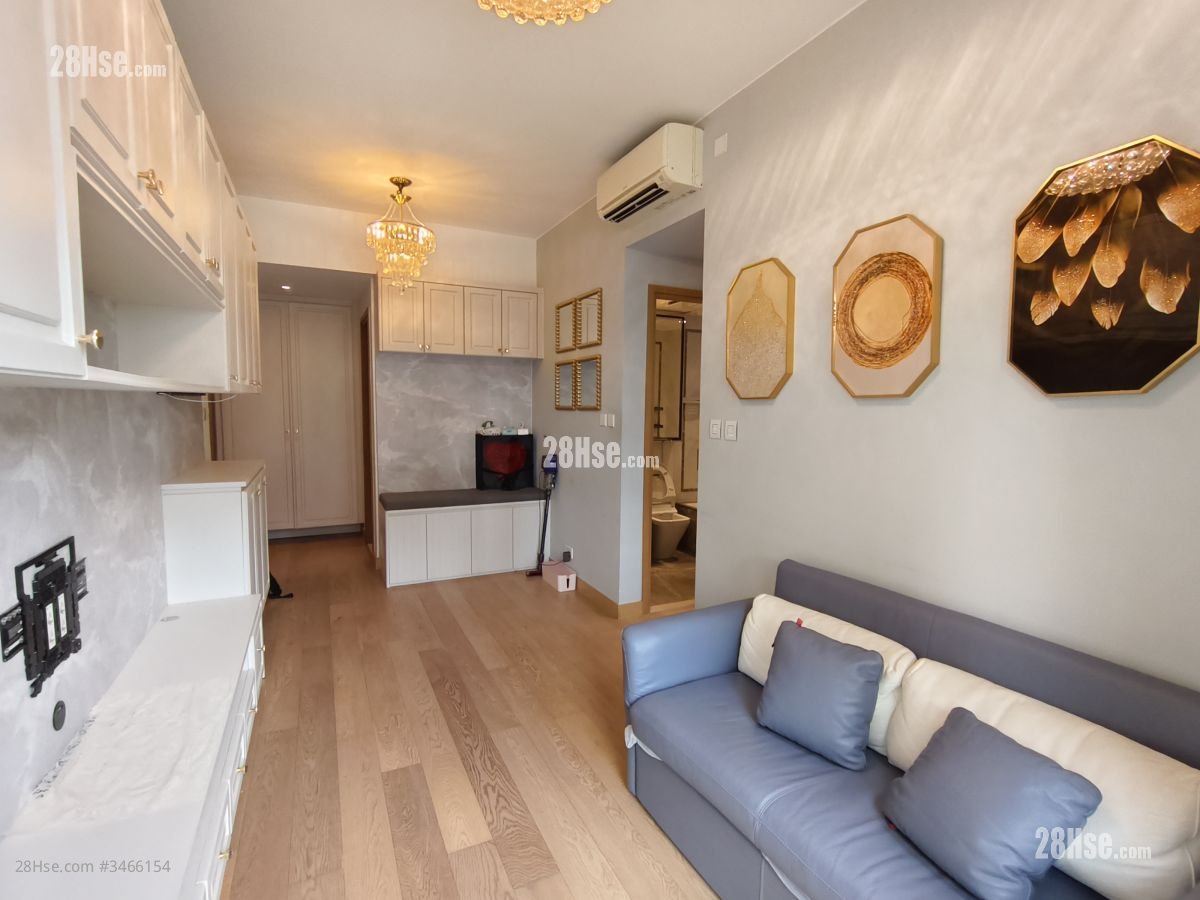 One Homantin Rental 2 Bedrooms , 1 Bathroom 477 ft²