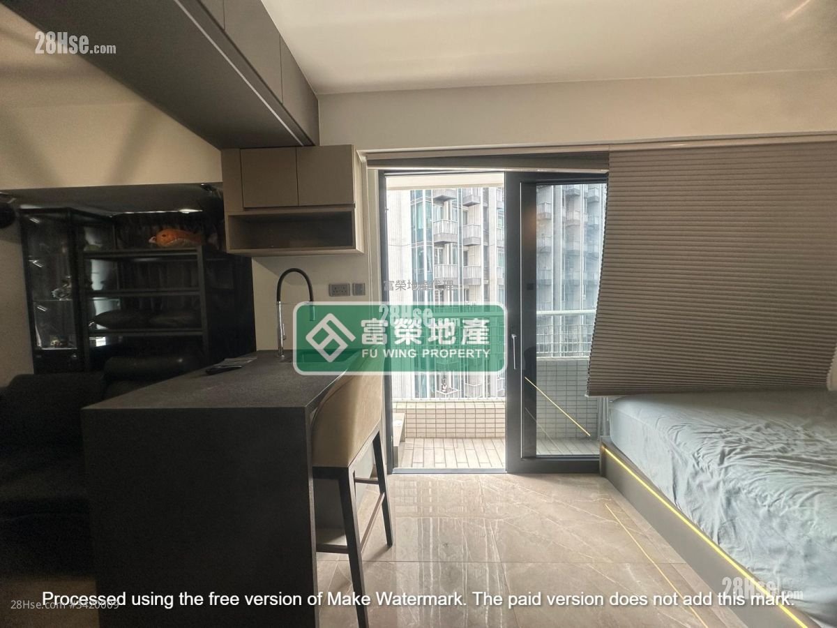 The Platinum Rental Studio , 1 Bathroom 279 ft²