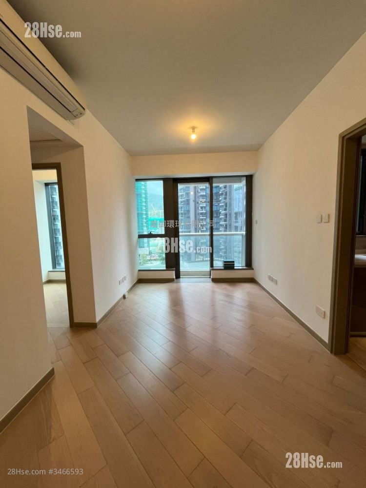 The Southside Rental 2 Bedrooms , 2 Bathrooms 573 ft²