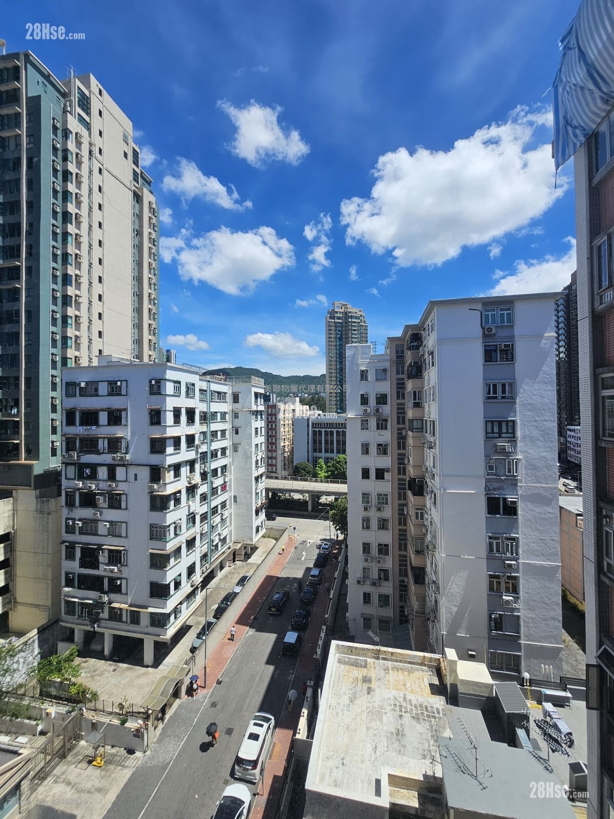 Blue Haven Sell 3 Bedrooms , 2 Bathrooms 897 ft²