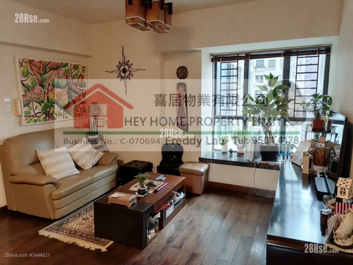 Florence Plaza Sell 3 Bedrooms , 1 Bathroom 573 ft²