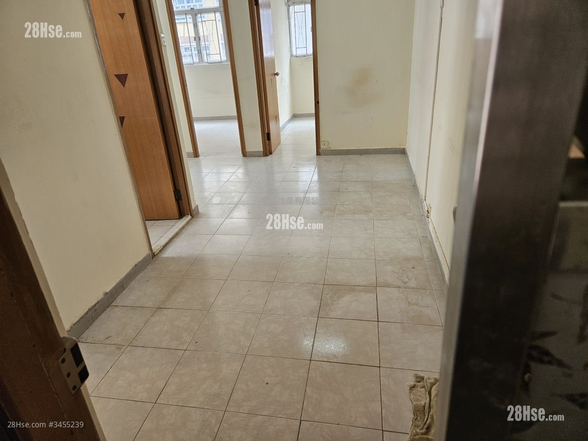 Kong Chian Tower Rental 2 Bedrooms , 1 Bathroom 279 ft²