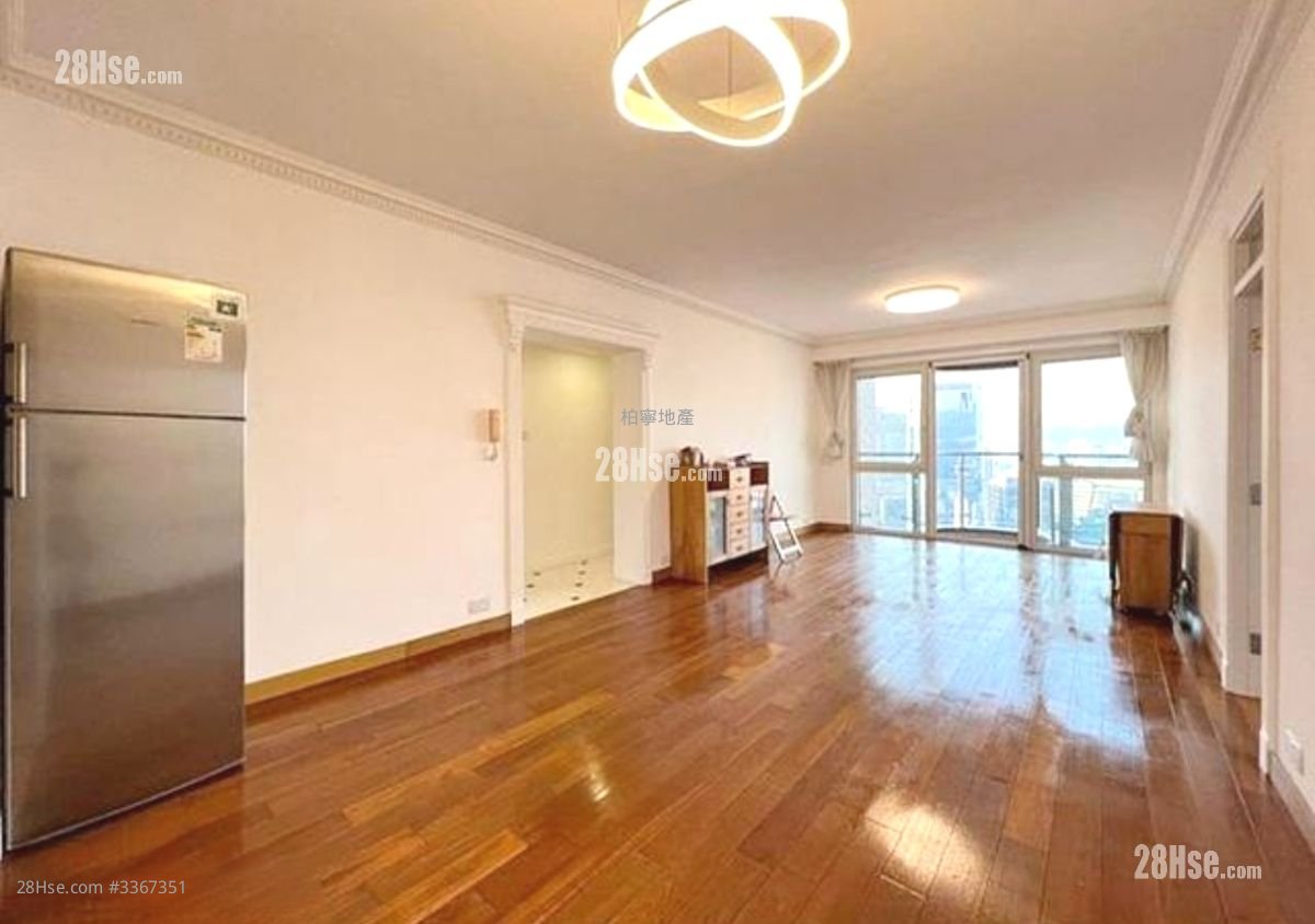 Beverly Hill Rental 4 Bedrooms , 2 Bathrooms 1,417 ft²