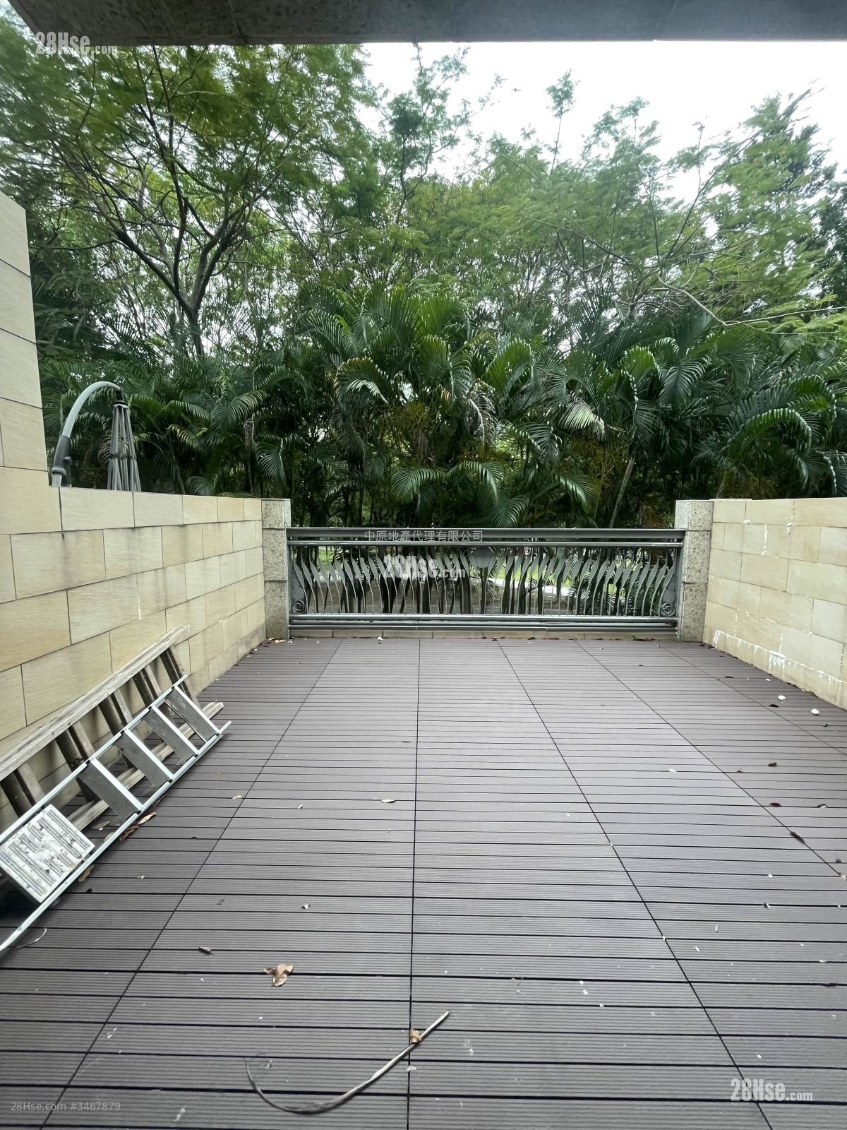 Caribbean Coast Sell 4 Bedrooms 2,355 ft²