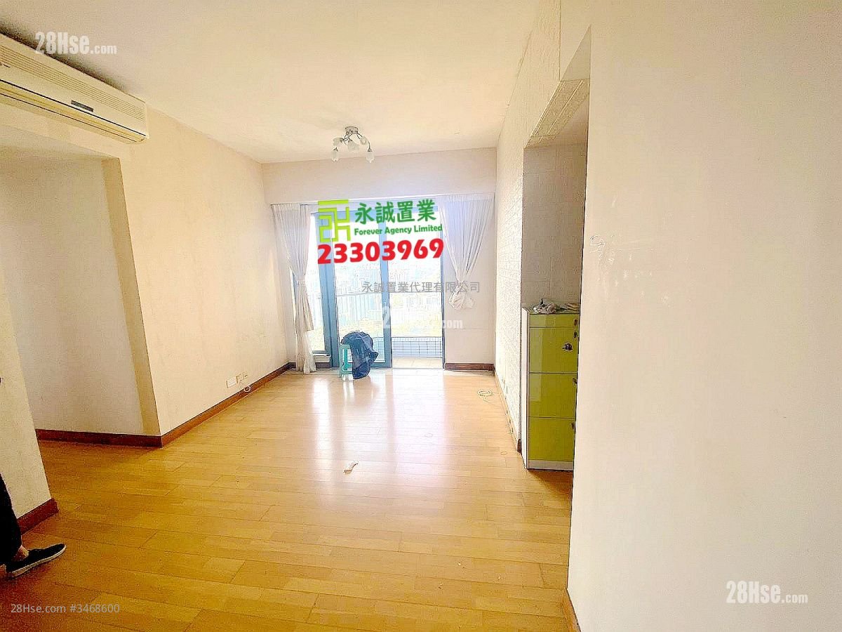 Primrose Hill Rental 3 Bedrooms , 2 Bathrooms 821 ft²