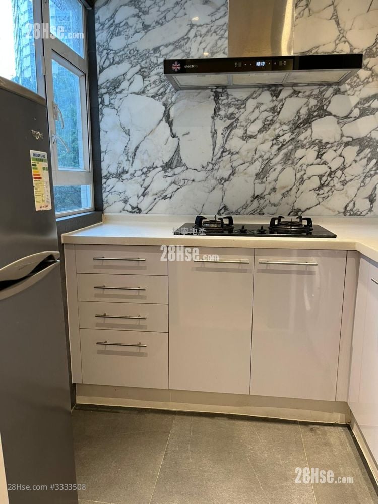Fook Hing Court Rental 2 Bedrooms , 1 Bathroom 400 ft²