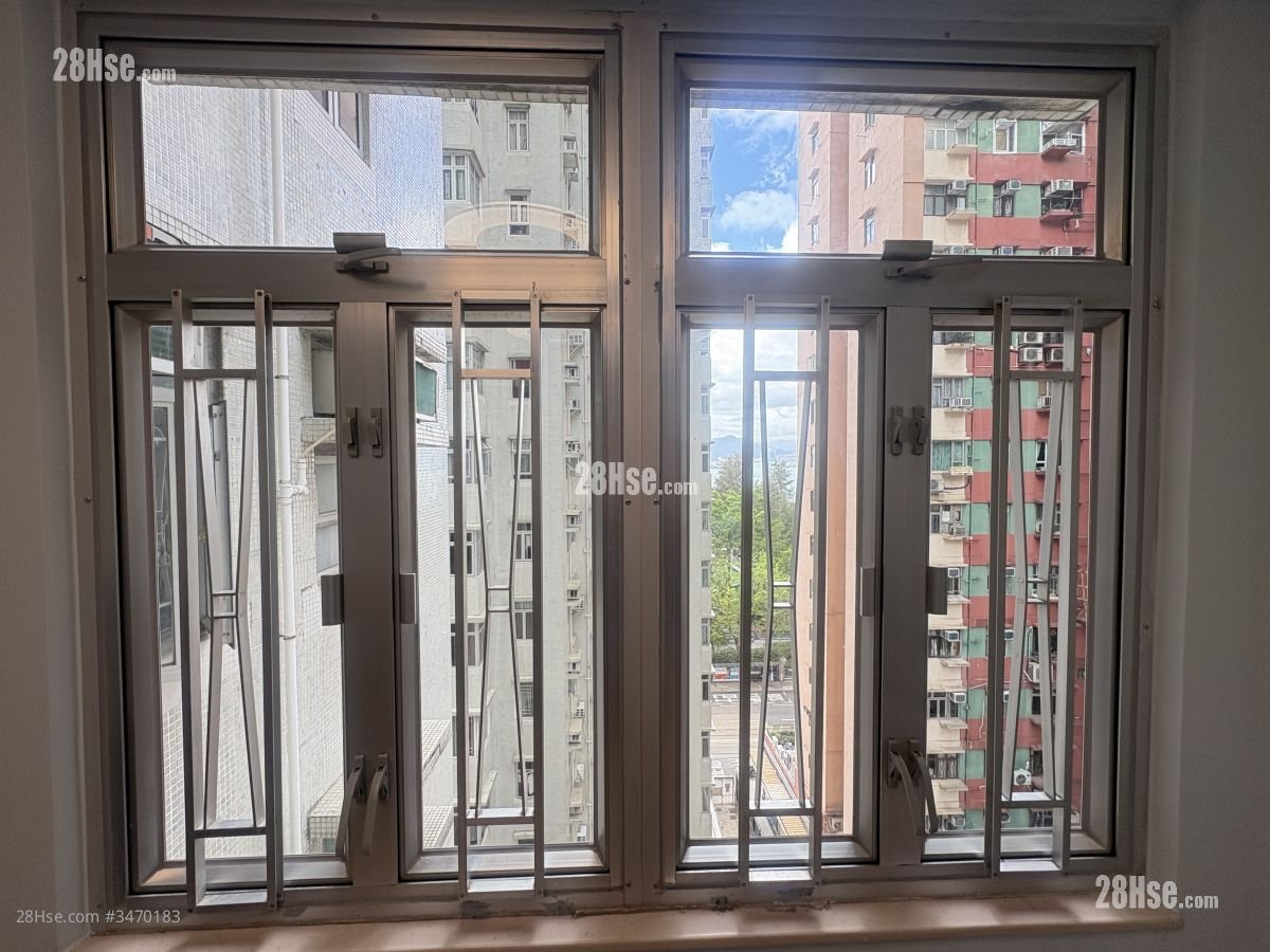 Pearl Court Rental 2 Bedrooms , 1 Bathroom 435 ft²