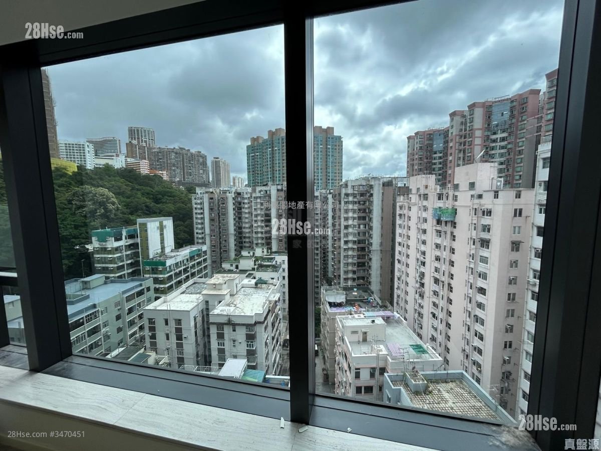 Fleur Pavilia Sell 3 Bedrooms , 2 Bathrooms 831 ft²