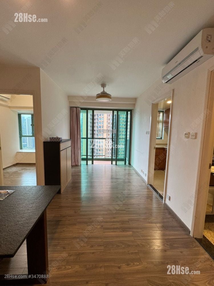 The Grandiose Rental 2 Bedrooms , 1 Bathroom 436 ft²
