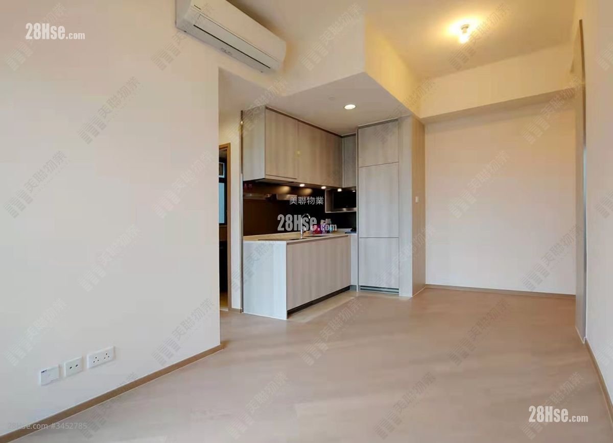 Eight Regency Sell 2 Bedrooms , 1 Bathroom 501 ft²